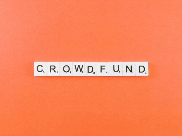 What Are the Risks and Rewards of Crowdfunding UK Real Estate Projects?