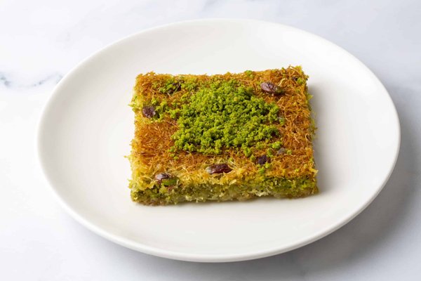 Can You Create a Luxurious Gourmet Venison Stew with Juniper Berries and Red Wine?