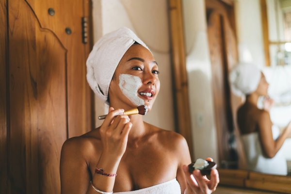 BloSkin: the secret to a younger face and a firmer chin